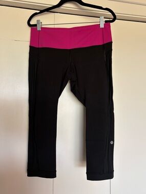 Lululemon Gather & Crow Crop